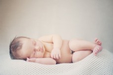 婴儿睡熟的婴幼儿图片