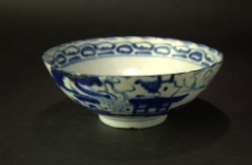 中华文化瓷器古董碗图片