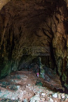 在Crete.jpgSkotino洞穴