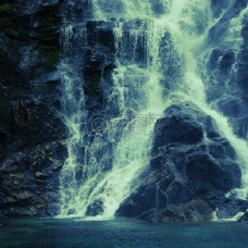提契诺州的瀑布