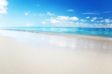唯美背景唯美蓝色沙滩背景图片