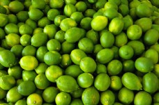 绿色水果绿色柠檬水果素材图片