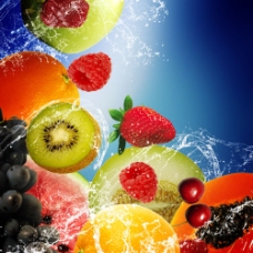 动感水果动感水花与新鲜水果图片