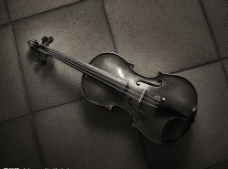 黑暗中的小提琴图片