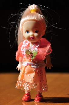 芭芘女孩玩偶娃娃
